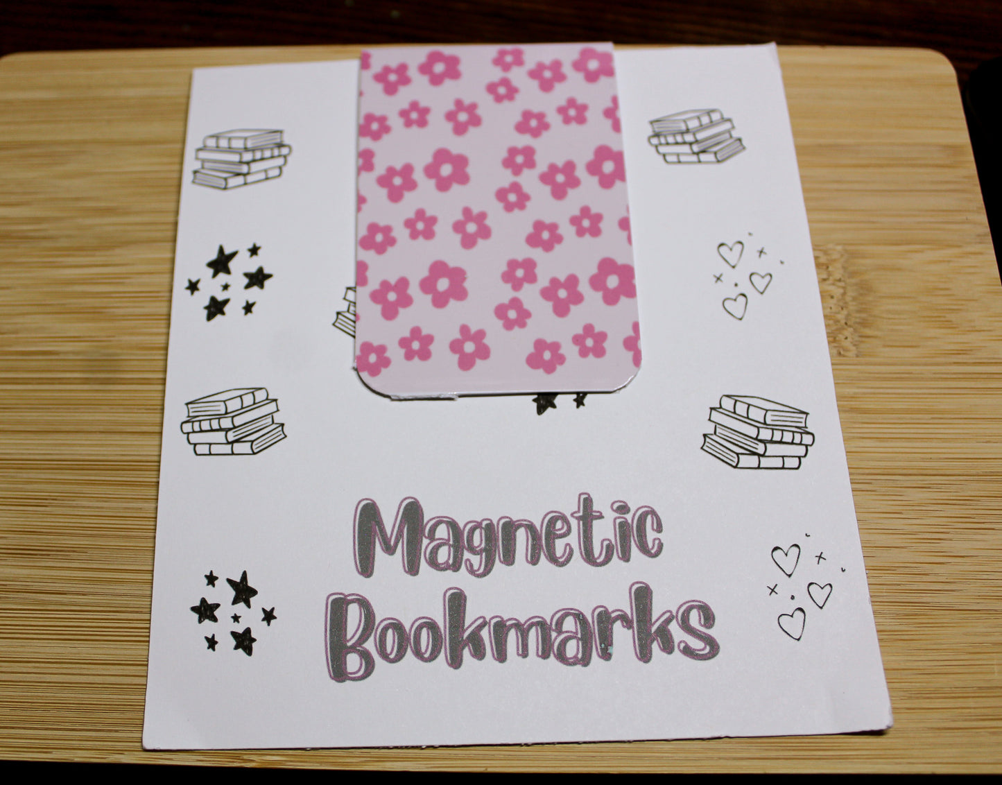 Pink Daisy Magnetic Bookmark