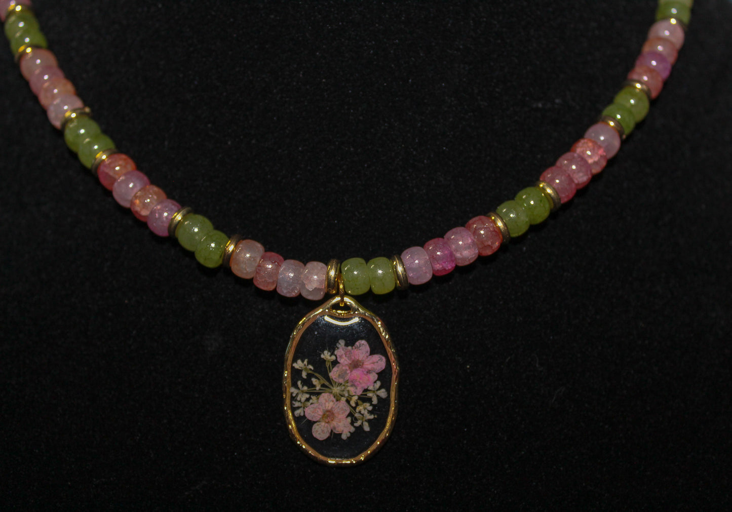 Pressed Flowers Pendant Beaded Necklace