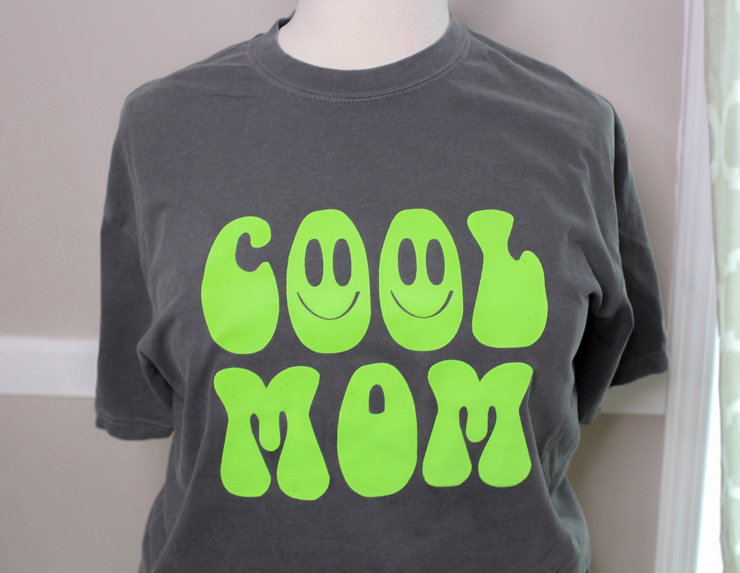 Cool Mom Graphic T-Shirt