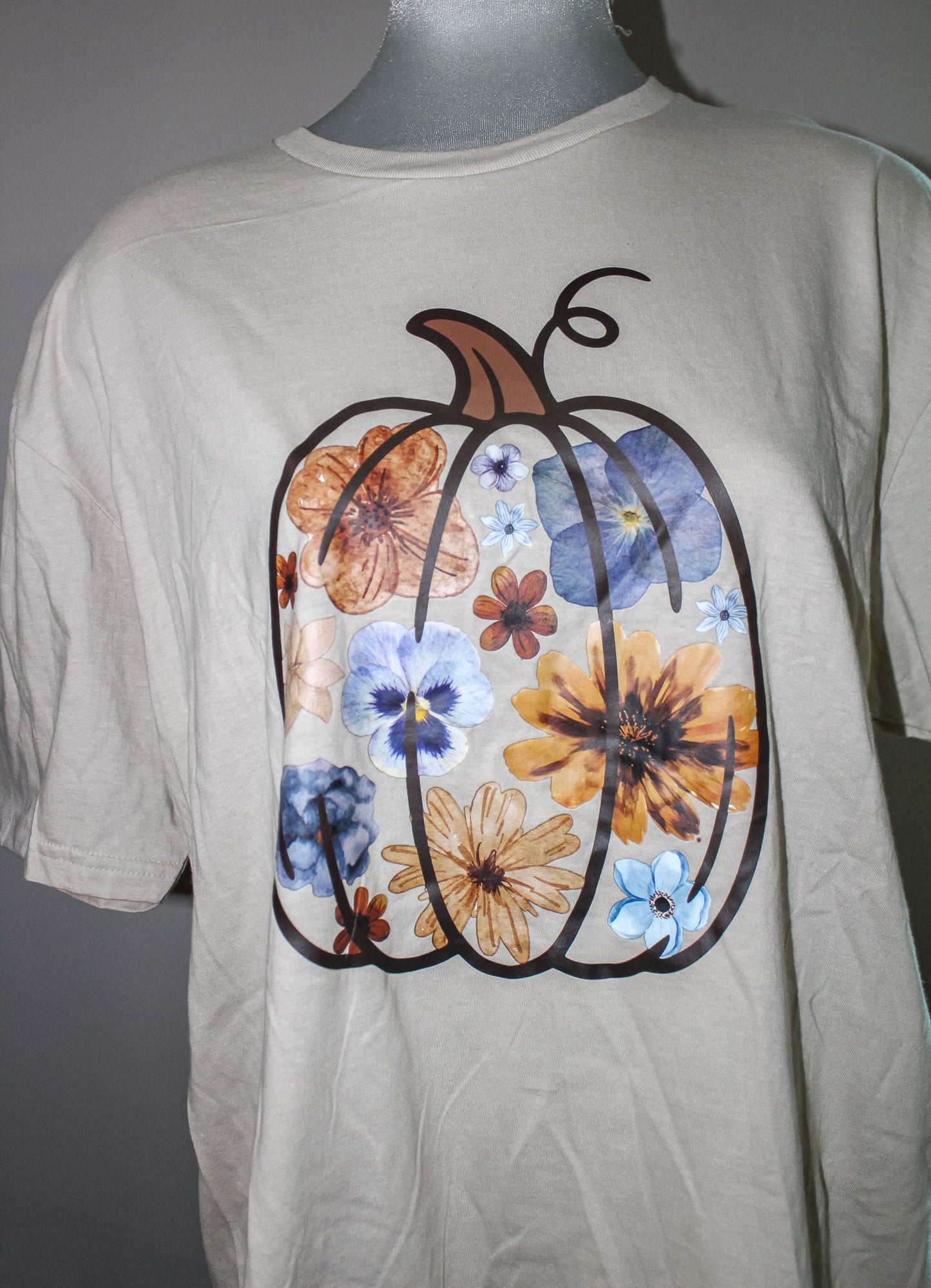 Neutral Floral Pumpkin Graphic Tee - Fall Watercolor Pumpkin T-Shirt (S-3X)