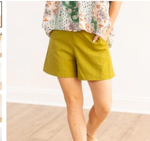 Summer Fields | Green Linen Shorts