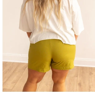 Summer Fields | Green Linen Shorts